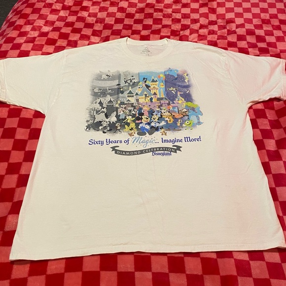 White short sleeve, Disney tee shirt 60 years of magic - Picture 3 of 7